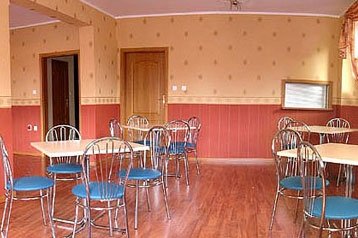 Polonia Privát Chłapowo, Esterno